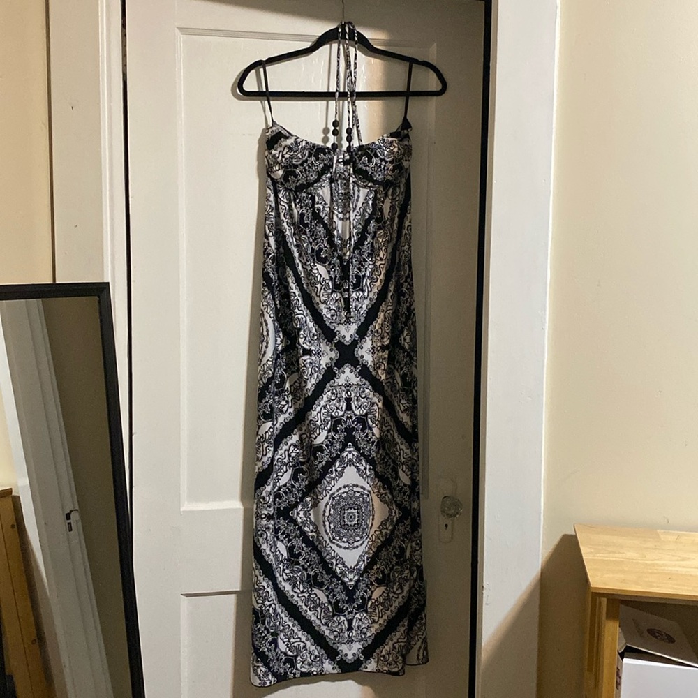 Valerie Bertinelli Maxi dress